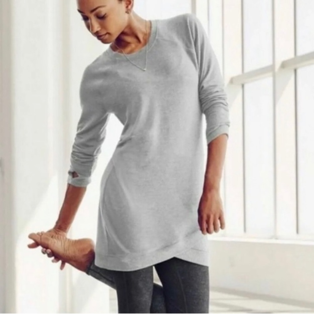 ATHLETA Sweatshirt Tunic In Gray Size Medium